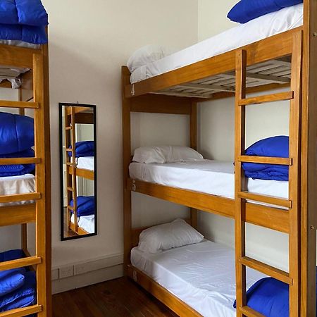 Hostel Miraflores บัวโนสไอเรส ภายนอก รูปภาพ