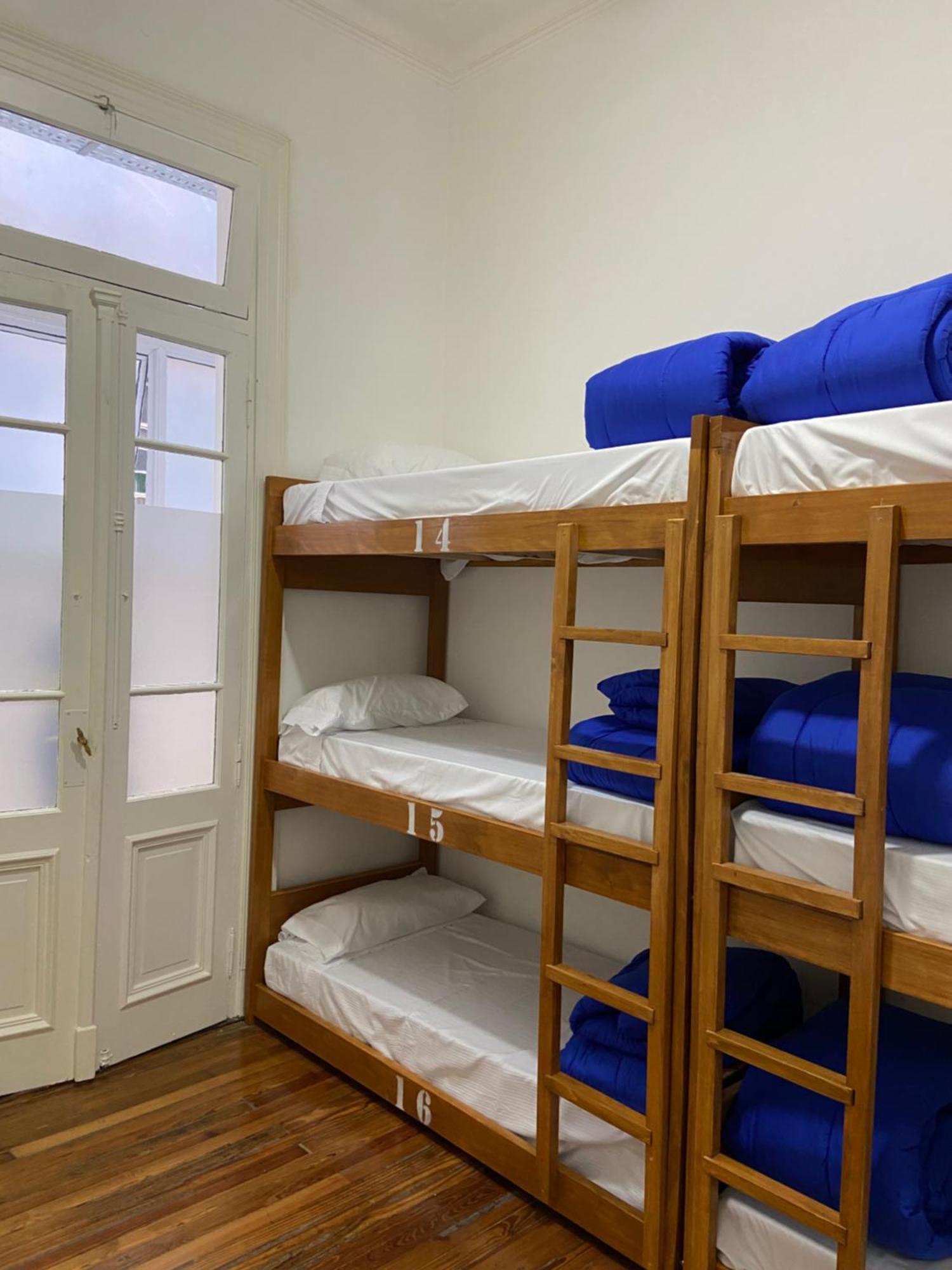 Hostel Miraflores บัวโนสไอเรส ภายนอก รูปภาพ