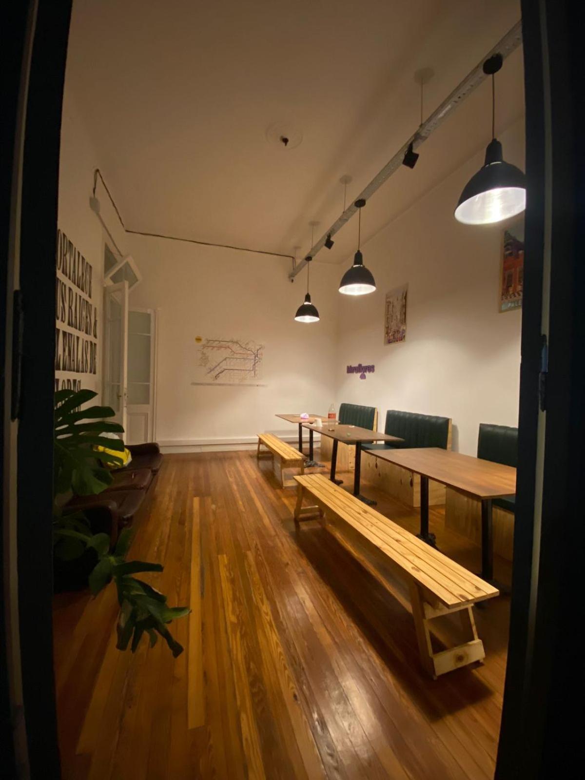 Hostel Miraflores บัวโนสไอเรส ภายนอก รูปภาพ